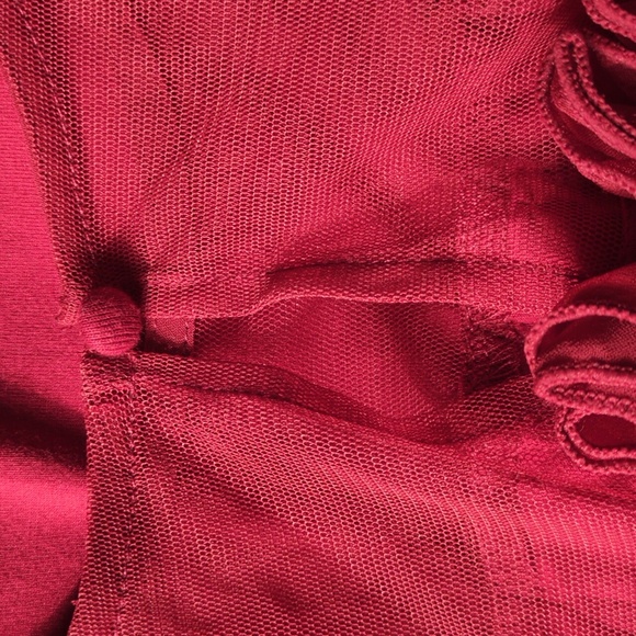 Dramatic Boston Proper Vibrant Red Ruffle/Mesh Top Size M - Picture 8 of 9